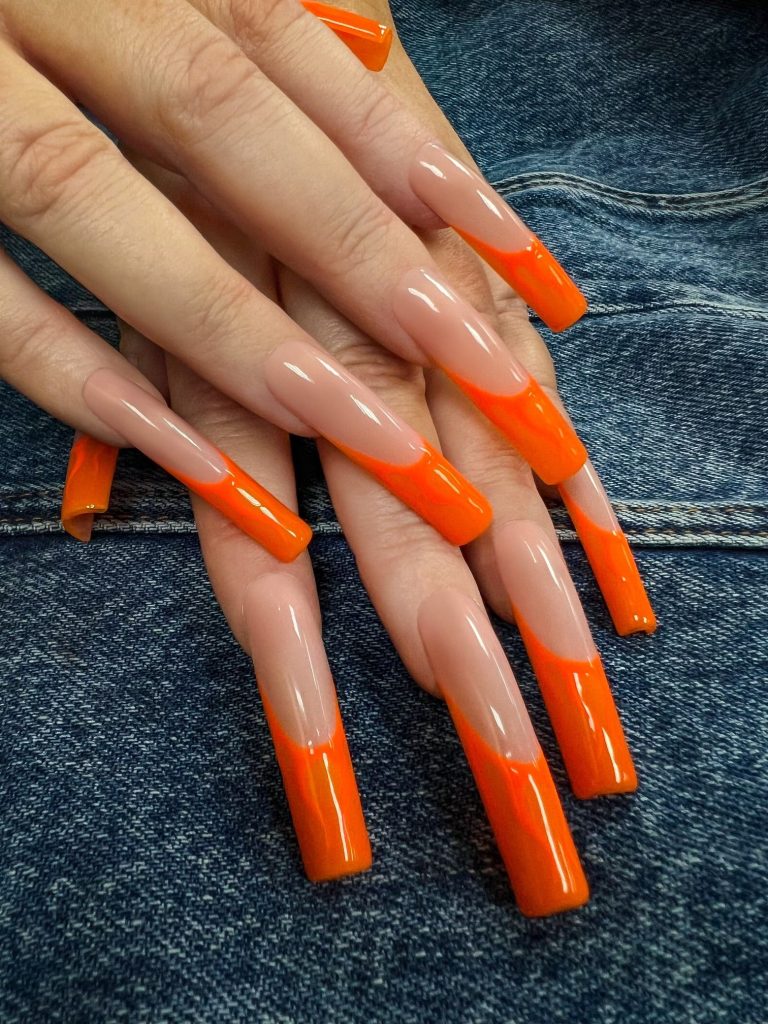 Haunting Flame French Nail Bundle – Gel System | Tammy Taylor Europe