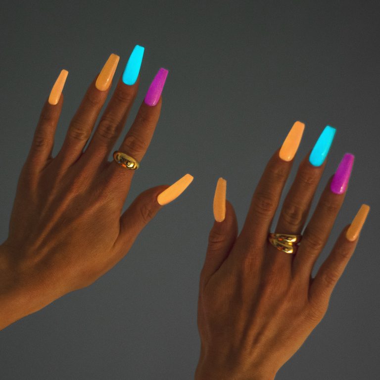 Limited Edition Special Effect Glow In The Dark Pastel Velvet Cat Eye Festival Glow Up Collection Bundle – Gel System | Tammy Taylor Europe