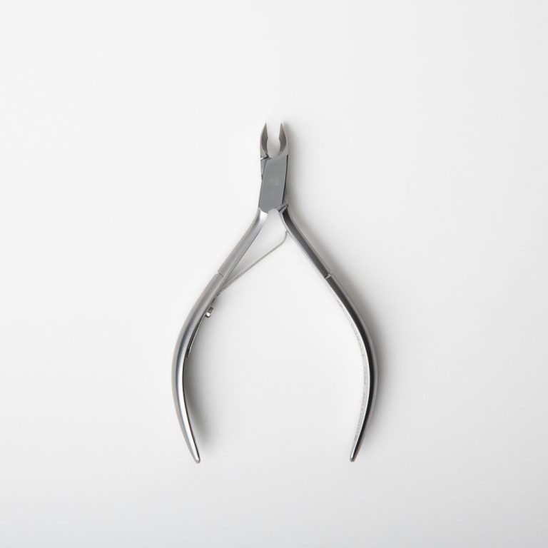 Antoine Silver Satin Finish Cuticle Nippers – Prep & Finish | Tammy Taylor Europe