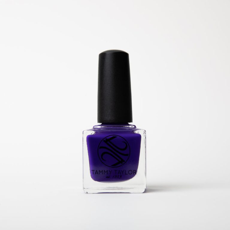 Kiss Me At Midnight Esmalte de uñas – Esmalte de uñas | Tammy Taylor Europe