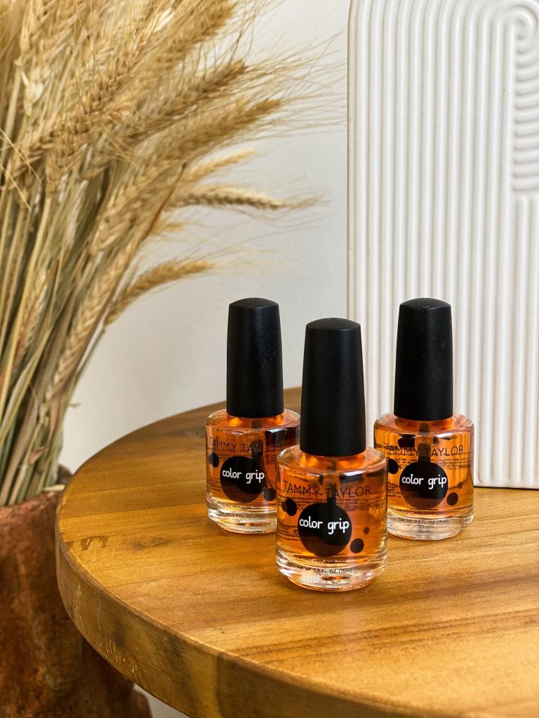 Color-Grip Base Coat (Air-Dry) | Tammy Taylor Europe