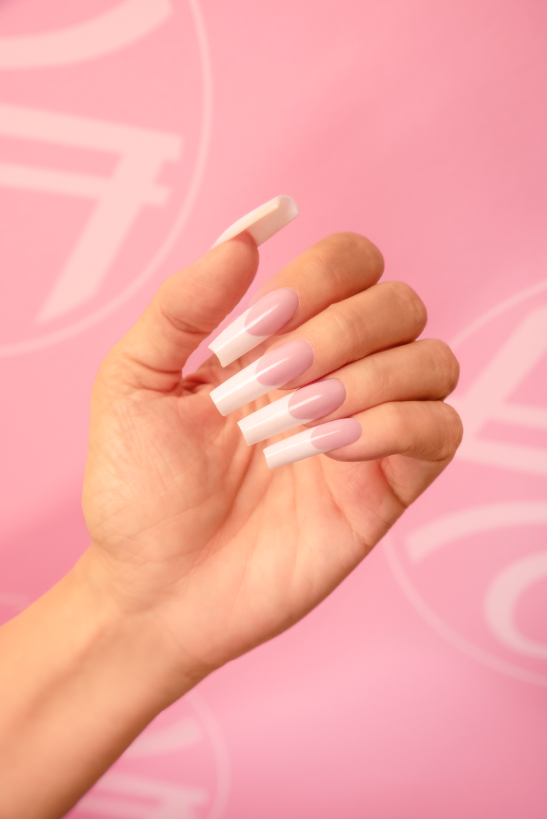 Cover It Up Cool Creamy Pink Nail Powder – Pink & White Nail Powder | Tammy Taylor Europe